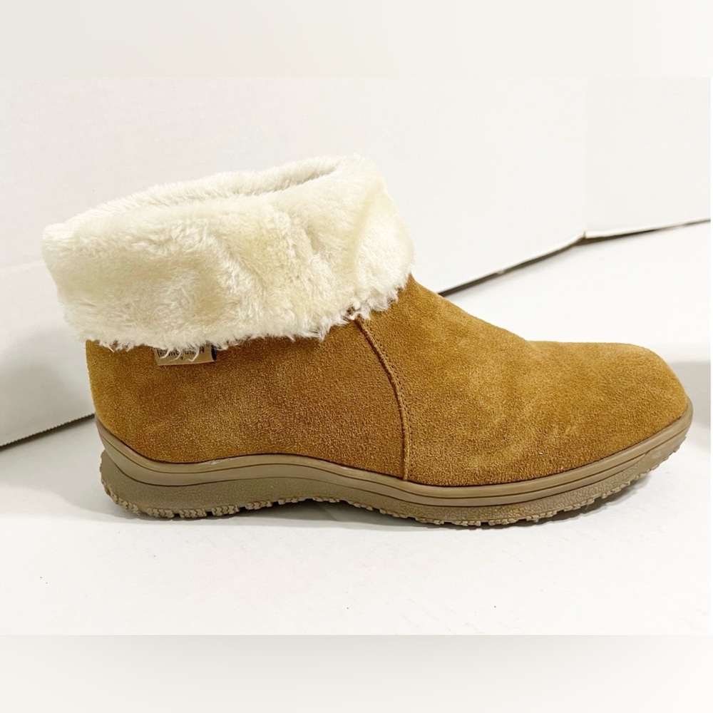 Minnetonka Leather Genuine Suede Lined Sherpa Lined Water Resistant Ankle Winter - Picture 2 of 11